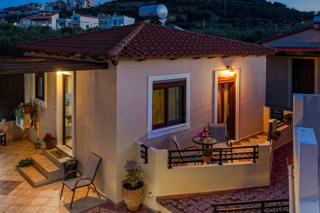 Kyriaki's Cozy Apartment Agia Marina (Crete)