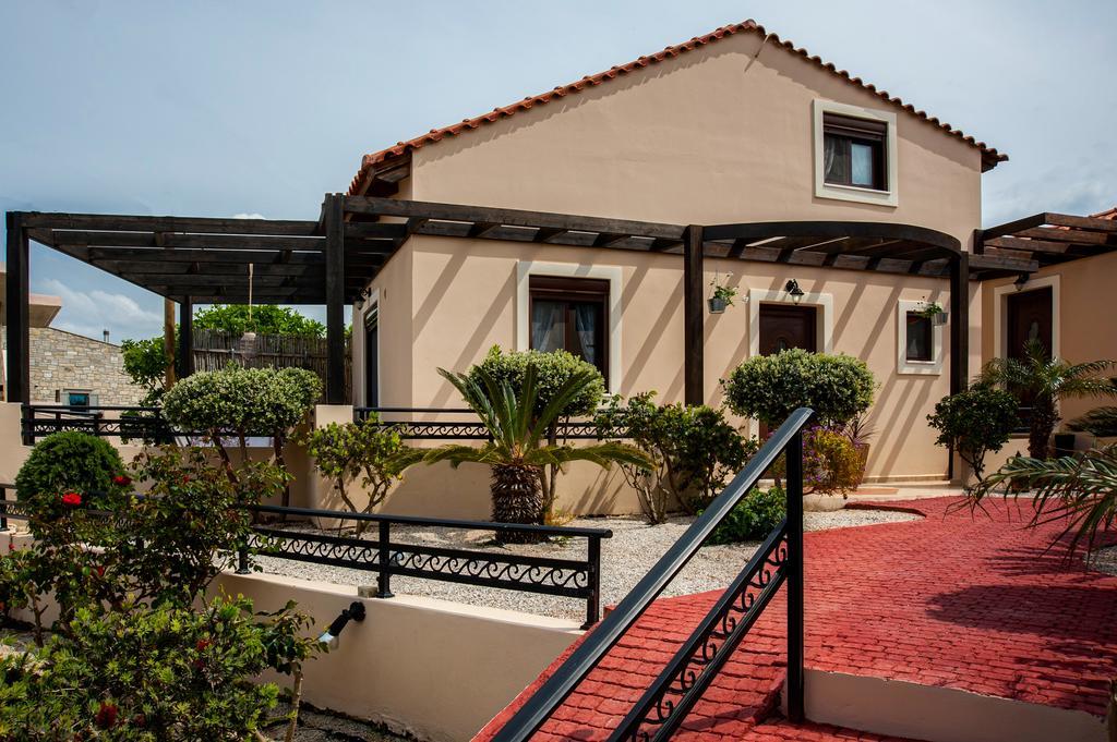 Kyriaki's Cozy Apartment Agia Marina (Crete)